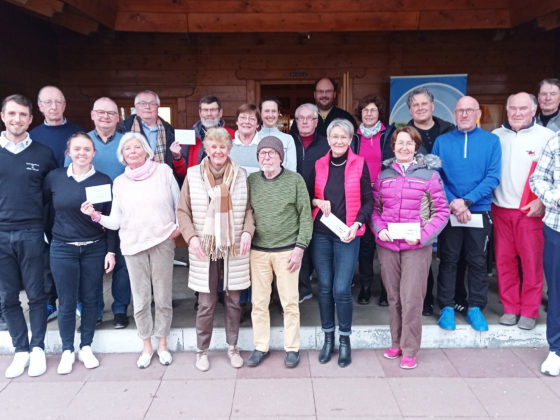 Abschluss der Jubiläumswinterliga der Einbecker Golferinnen und Golfer