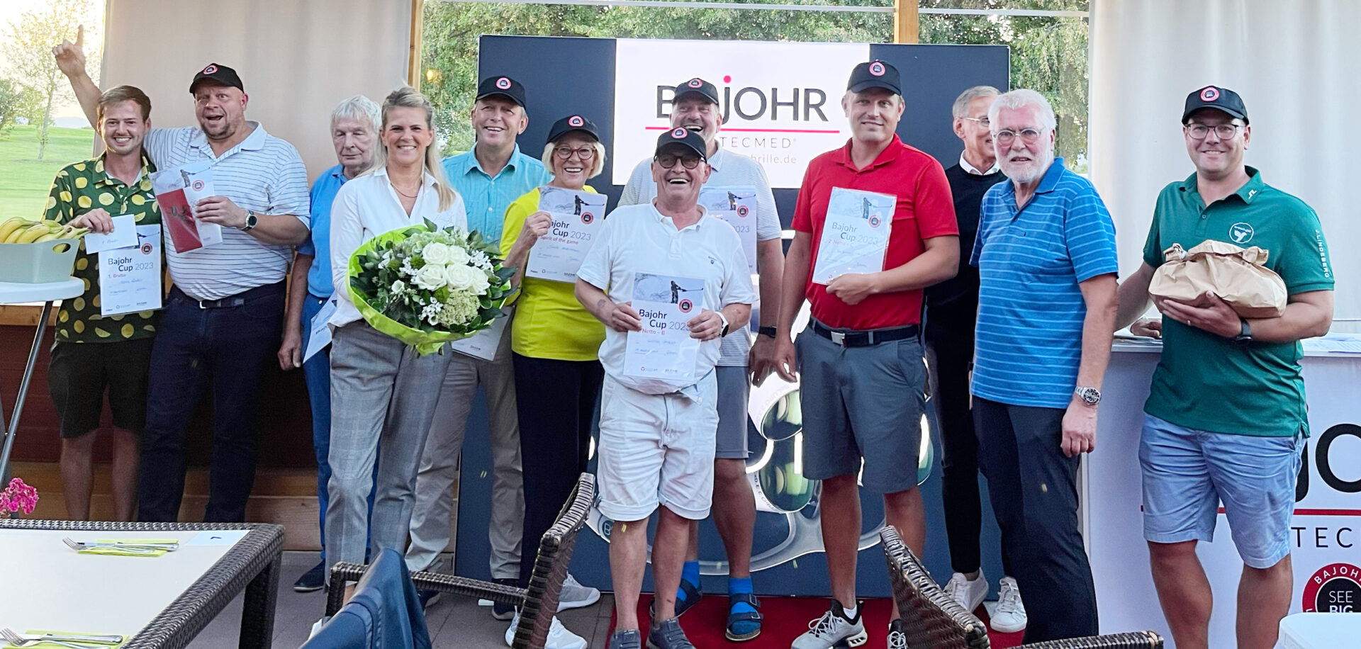 Wieder trocken – Sieger und Sponsor des Bajohr Optecmed Cup