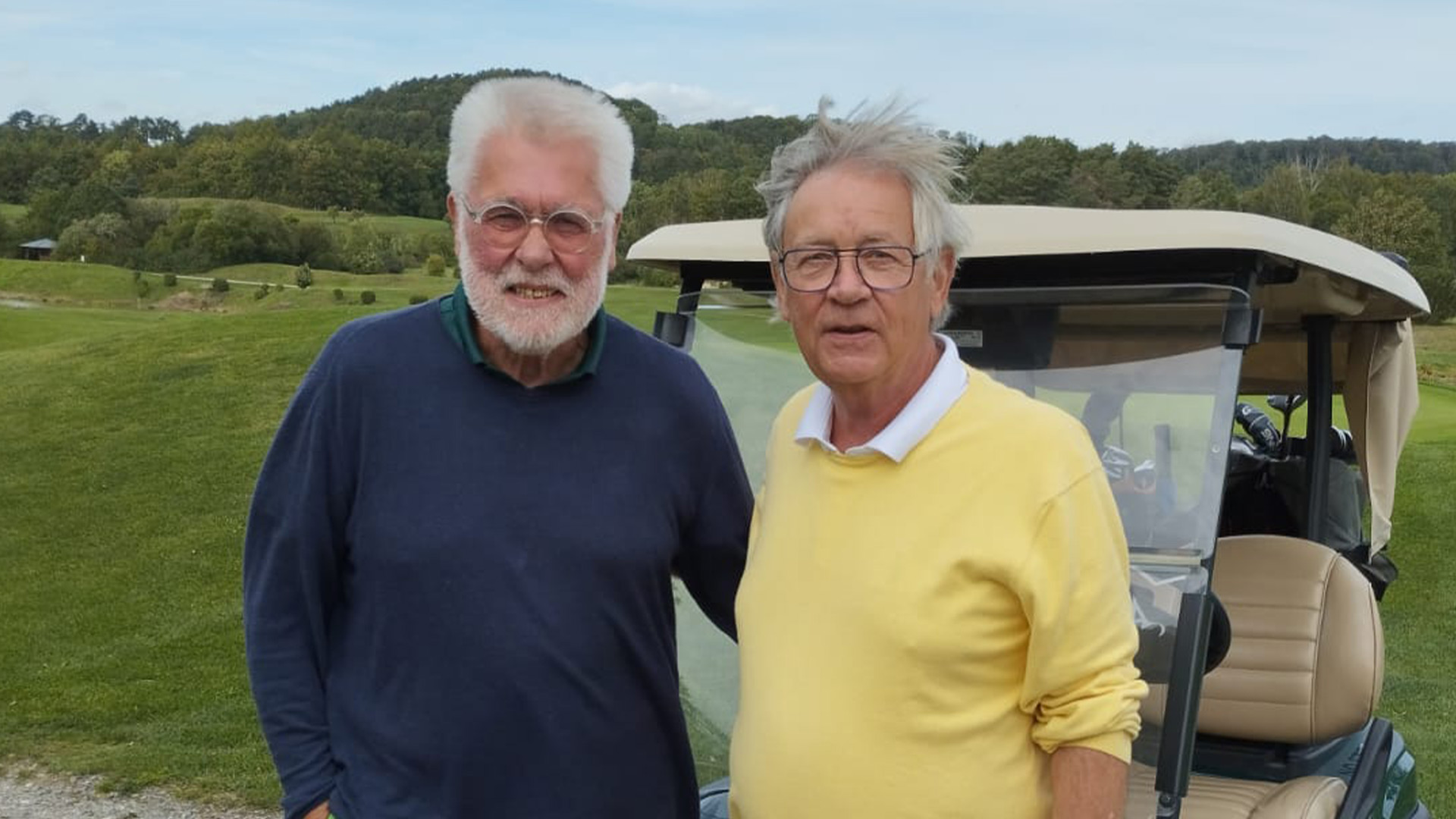 Geburtstagsfeier mit Golfball und Golfschläger